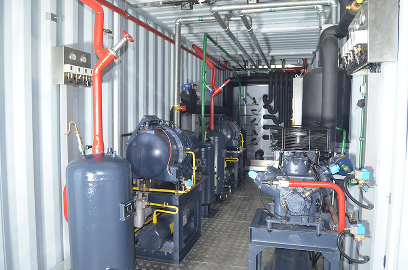 Piston compressors