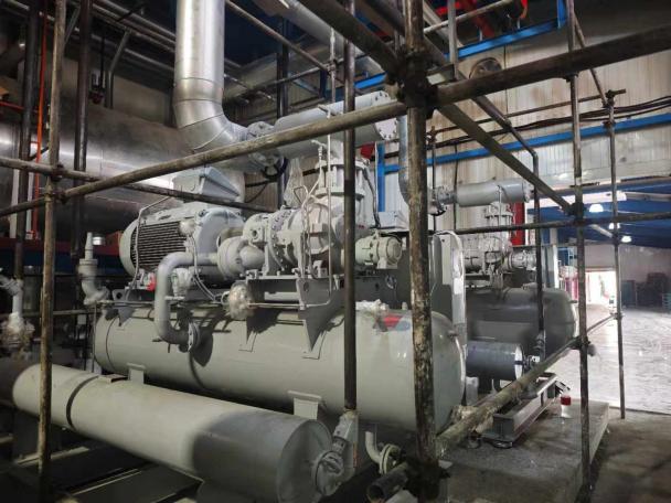 Thermojinn schließt SPS-Anpassung vor Ort ab (2)