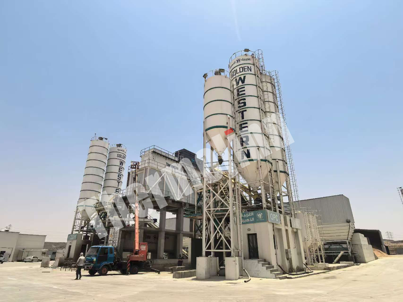 high-capacity ice-making & cold storage system